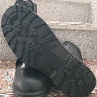 پوتین سربازی شماره۴۳|کیف، کفش، کمربند|نقده, |دیوار