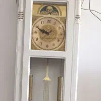 ساعت ایستاده تمیز وشیک