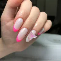 کاشت ناخن..