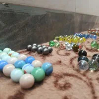 انواع تیله در رنگبندی های مختلف