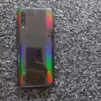 سامسونگ Galaxy A50 با حافظهٔ ۱۲۸ گیگابایت
