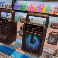 اسپیکر ۳اینچی فلشخور بلوتوث . آک|سیستم صوتی خانگی|تبریز, |دیوار