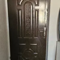 درب اتاق و حمام