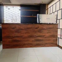 پیشخوان و میز