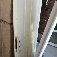 درب چوبی سرویس بهداشتی
