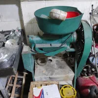 دستگاه آبغوره و آبلیمو گیری