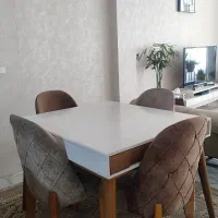 میز نهار خوری چهار نفره