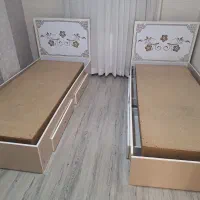 دوعدد تخت در حد نو