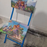 میز تحریر|میز تحریر و کامپیوتر|پرند, فاز ۴|دیوار