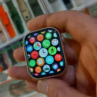 ساعت هوشمند به همراه ۵ عدد بند|لوازم جانبی موبایل و تبلت|زنجان, |دیوار