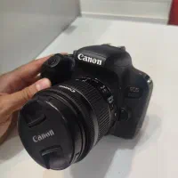 کانن 800D تمیز در حد