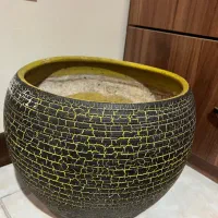 گلدان بزرگ ب همراه زیر گلدانی