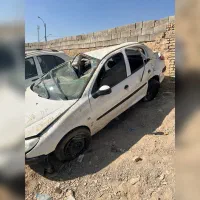 206 sd v8 تصادفی