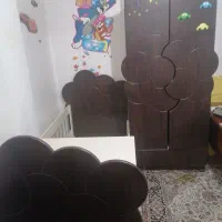 تختخواب وکمد