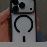 ۱۷ پرو ۲۵۶