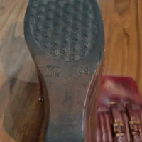 کفش|کیف، کفش، کمربند|فردیس, فردیس|دیوار