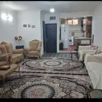 اپارتمان 82متر به همراه یک باب مغازه 11متر