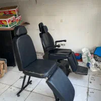 ۲ عدد صندلی ارایشگاه زنونه برقی سالم