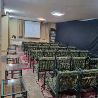 سالن همایش رایگان با تهویه مناسب