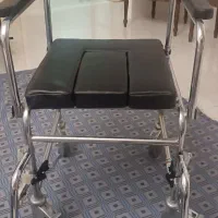 ویلچر حمام و دستشویی نو