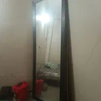 آینه قدیمی بزرگ