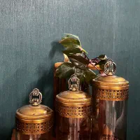 بانکه های پیرکس همراه با استند آیینه ای