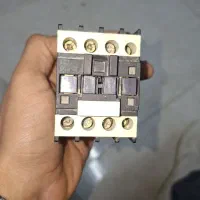 کنتاکتور ۱۸ آمپر اشنایدر