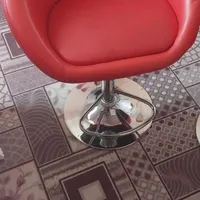 صندلی جک دار پایه سینی روکش چرم فوم سرد