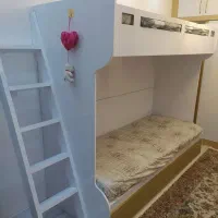 تخت دو طبقه