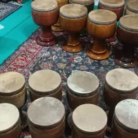 تنبک ....|سازهای سنتی|خمینی‌شهر, |دیوار