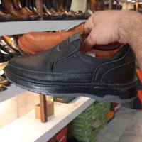 طبی کلارک پاپایا چرم طبیعی گاوی کفش آتا