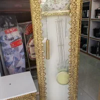 ساعت دیواری ایستاده