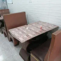 میز و صندلی و وسایل فلافلی و فست فود