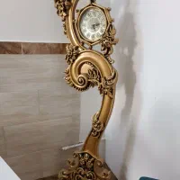 ساعت دست سازایستاده چوب گردو