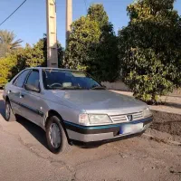 پژو 405 نقرایی