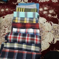 تعدادی پارچه ته طاقه ای موجوده|لباس|قرچک, شهرک گلها|دیوار