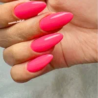 خدمات تخصصی ناخن