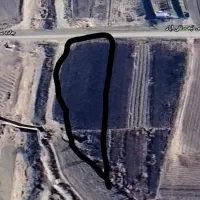 اجاره زمین کشاورزی در روی زمین اسفالت