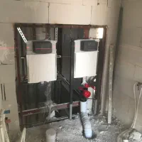 شاگرد برای لوله کشی اب