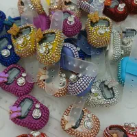 کار در منزل نگین زنی