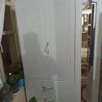 کمد لباس به رنگ سفید