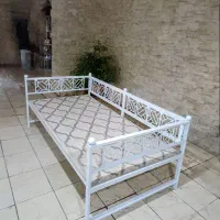 تخت سنتی ( ۱۰ سال ضمانت)