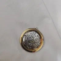 دورود یه ساعت نمی‌دونم مارکش چیه میکانیکیه