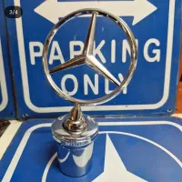 به یک مکانیک ایرانی کار نیازمندام.