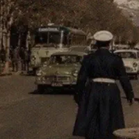 ۲ عدد بلیط نمایش دیوانه خانه زری بوره (امروز)