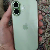 آیفون ۱۷ سبز