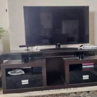 تلویزیون ۴۰ اینچ سامسونگ با میز