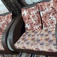 مبل راحتی با میز در تمیز و شیک|مبلمان خانگی و میز عسلی|سلفچگان, |دیوار