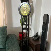 ساعت ایستاده