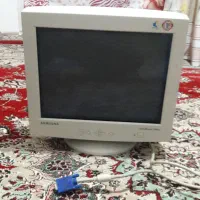 مانیتور قدیمی